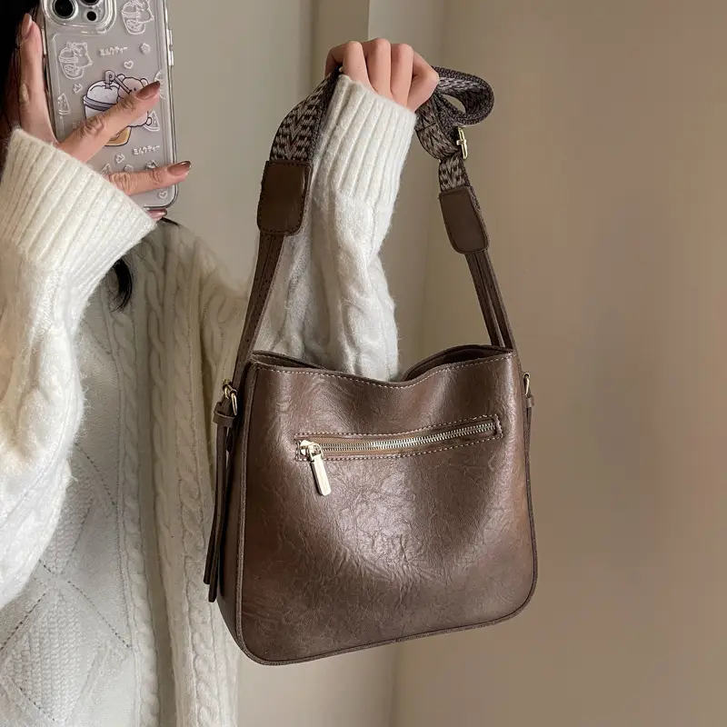 Women Retro Brown Leather Shoulder Bag 2023 Winter - Image 7