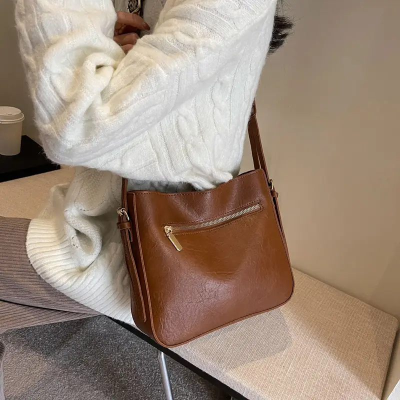 Women Retro Brown Leather Shoulder Bag 2023 Winter - Image 3