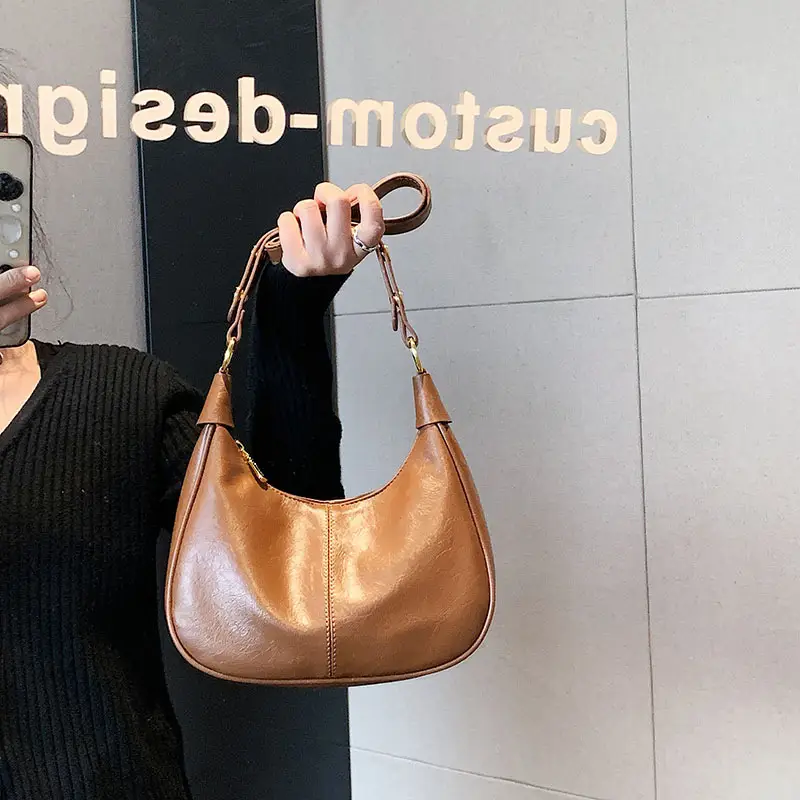 Retro Saddle Bag for Women Black Leather 2023