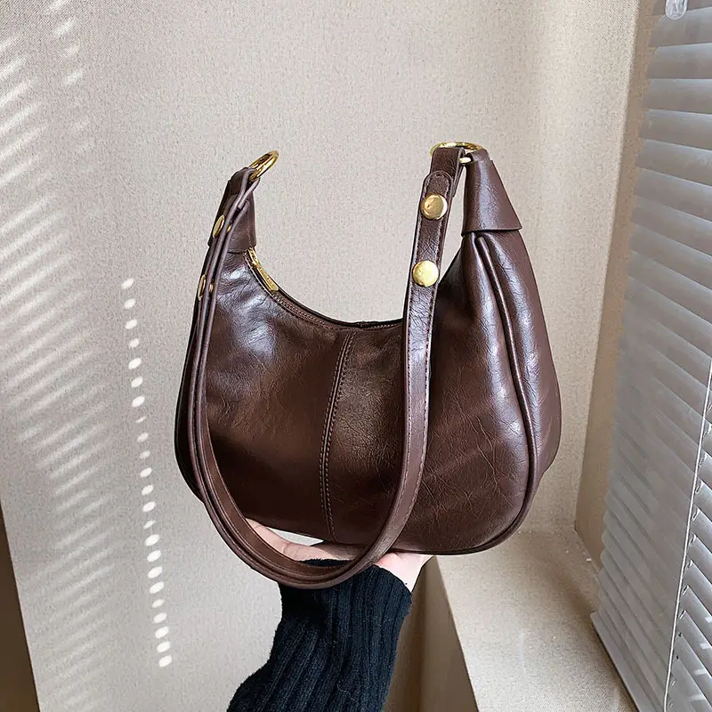 Retro Saddle Bag for Women Black Leather 2023
