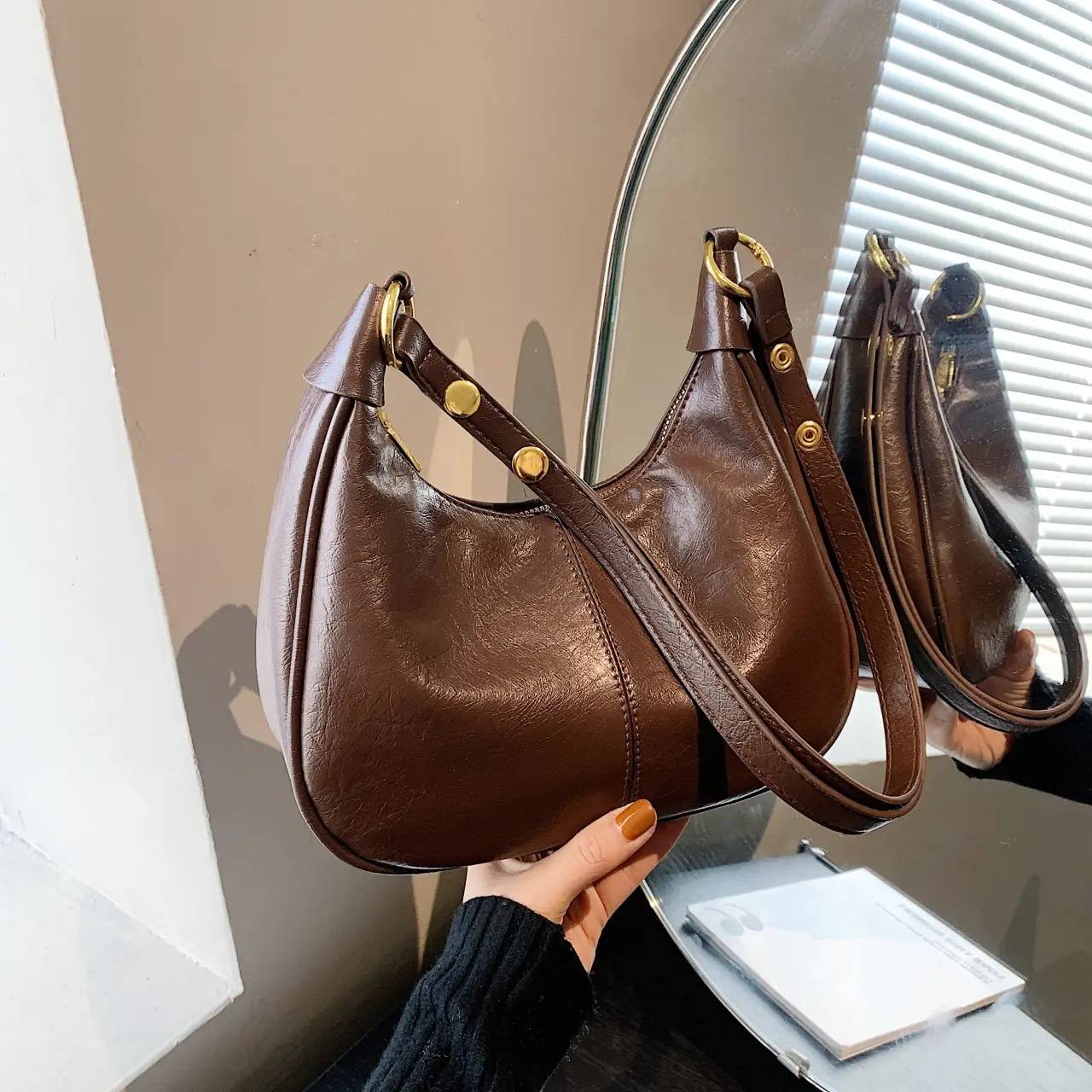 Retro Saddle Bag for Women Black Leather 2023