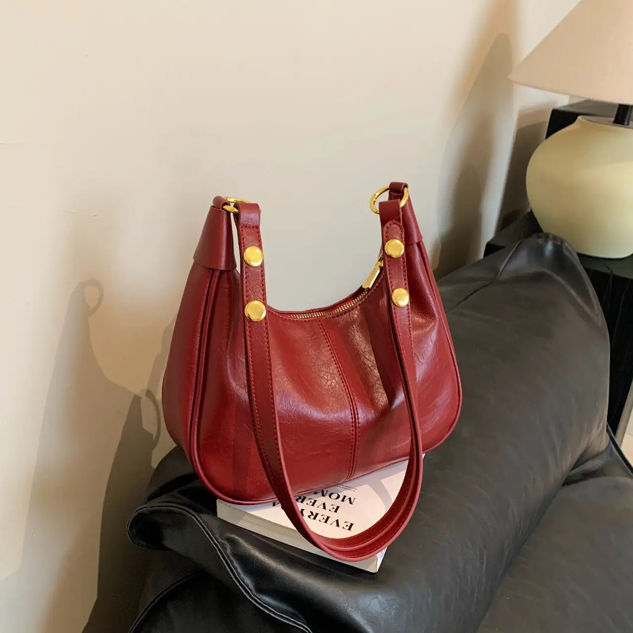 Retro Saddle Bag for Women Black Leather 2023