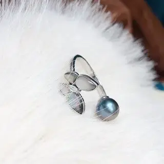 Silver Butterfly Pearl Necklace Set for Women - Image 3