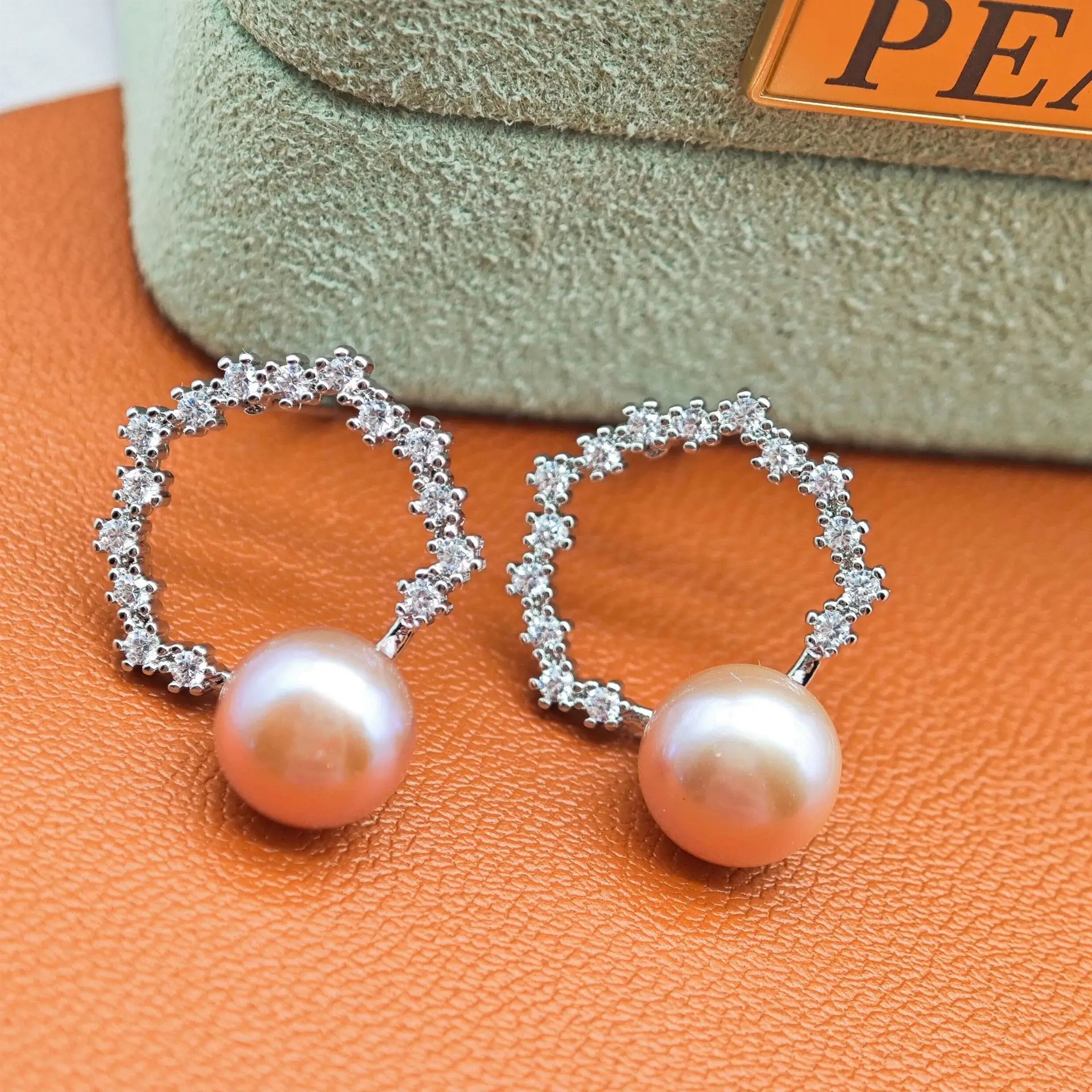 S925 Sterling Silver Pearl Earrings Same Style