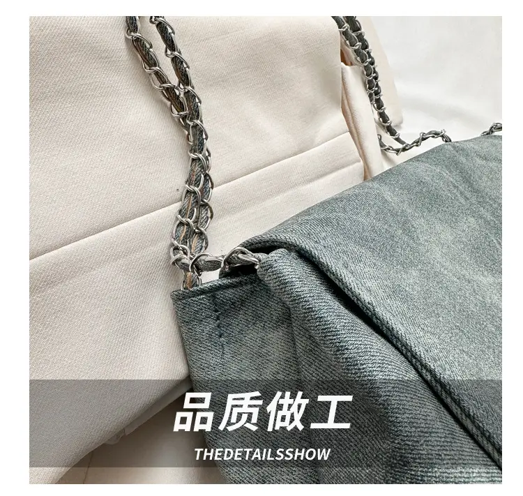 Black Chain Shoulder Bag for Women 2023 — feature 3