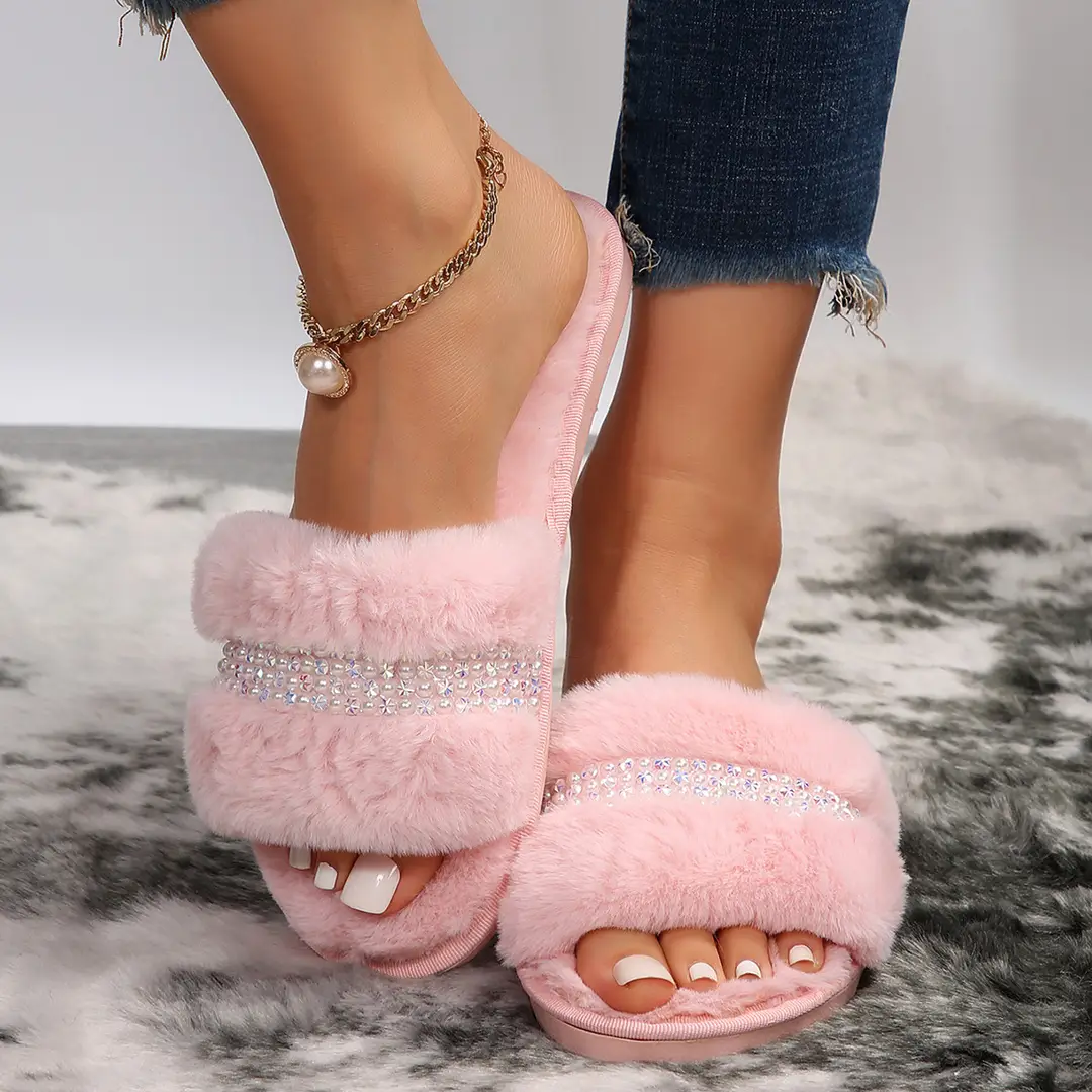 Fashionable Furry Slippers for Women, 2026 Autumn and Winter New Style, Outdoor Wear, Rhinestone Flat Casual Indoor Cotton Slippers — feature 16