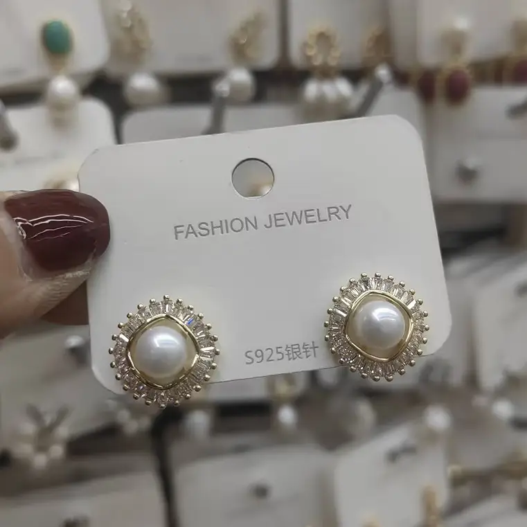 2024 Pearl Earrings for Women Trendy Design - Image 15