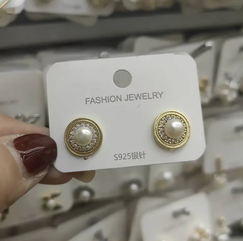 2024 Pearl Earrings for Women Trendy Design - Image 34