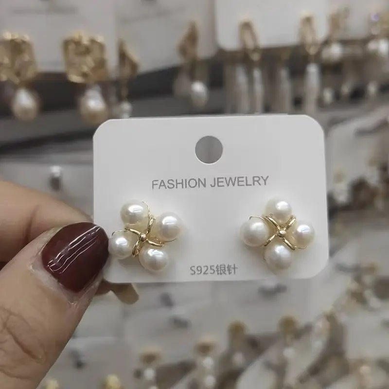 2024 Pearl Earrings for Women Trendy Design - Image 4