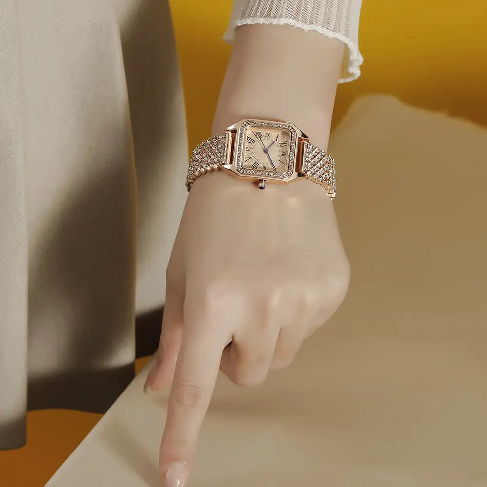 Women's Starry Rhinestone Quartz Watch with Roman Numeral — feature 10