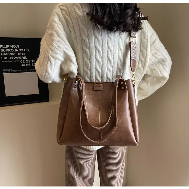 Women's Black Leather Crossbody Tote Bag Large Capacity Autumn Winter — feature 28
