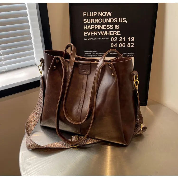 Women's Black Leather Crossbody Tote Bag Large Capacity Autumn Winter — feature 33