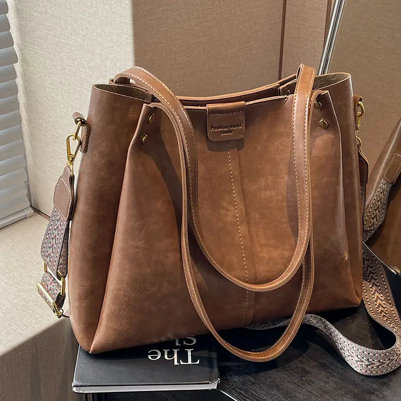 Women's Black Leather Crossbody Tote Bag Large Capacity Autumn Winter - Image 4