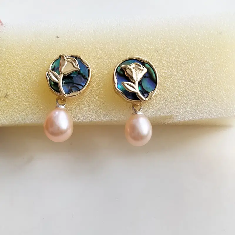 S925 Gold Pearl Geometric Earrings Light Luxury New Style — feature 13