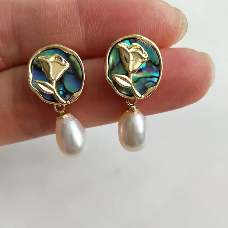 S925 Gold Pearl Geometric Earrings Light Luxury New Style — feature 15