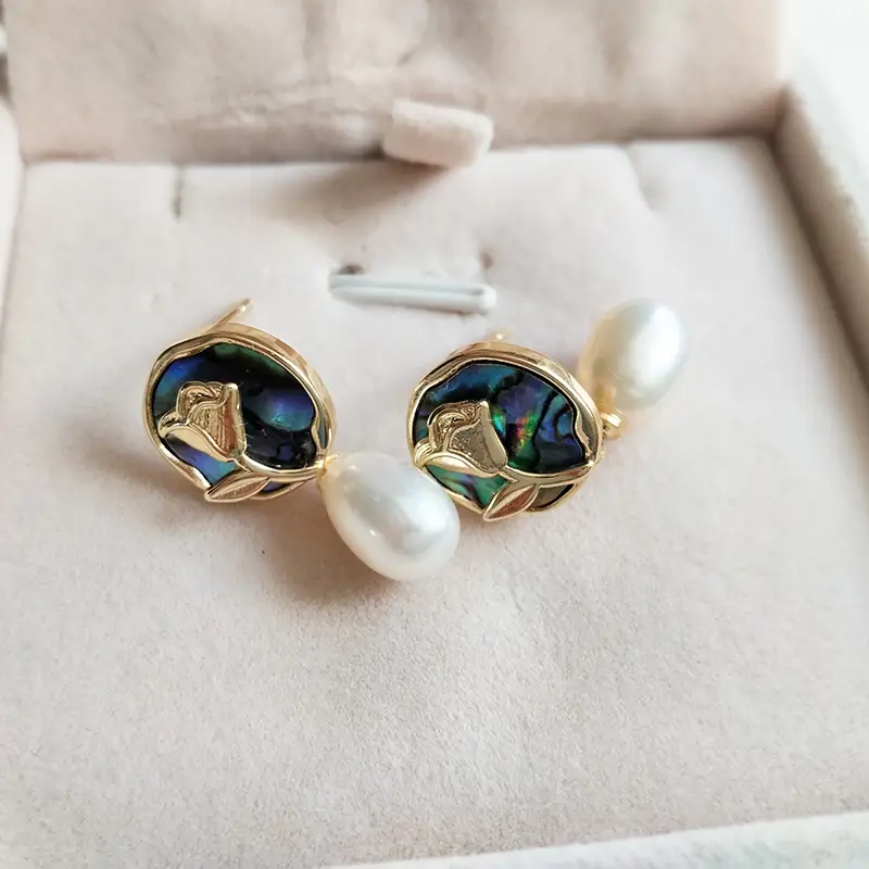 S925 Gold Pearl Geometric Earrings Light Luxury New Style — feature 8