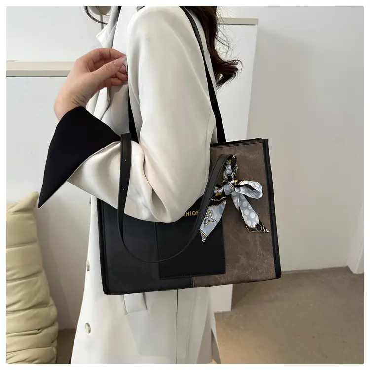 Korean Retro Shoulder Tote Bag Black 2023 Winter — feature 17