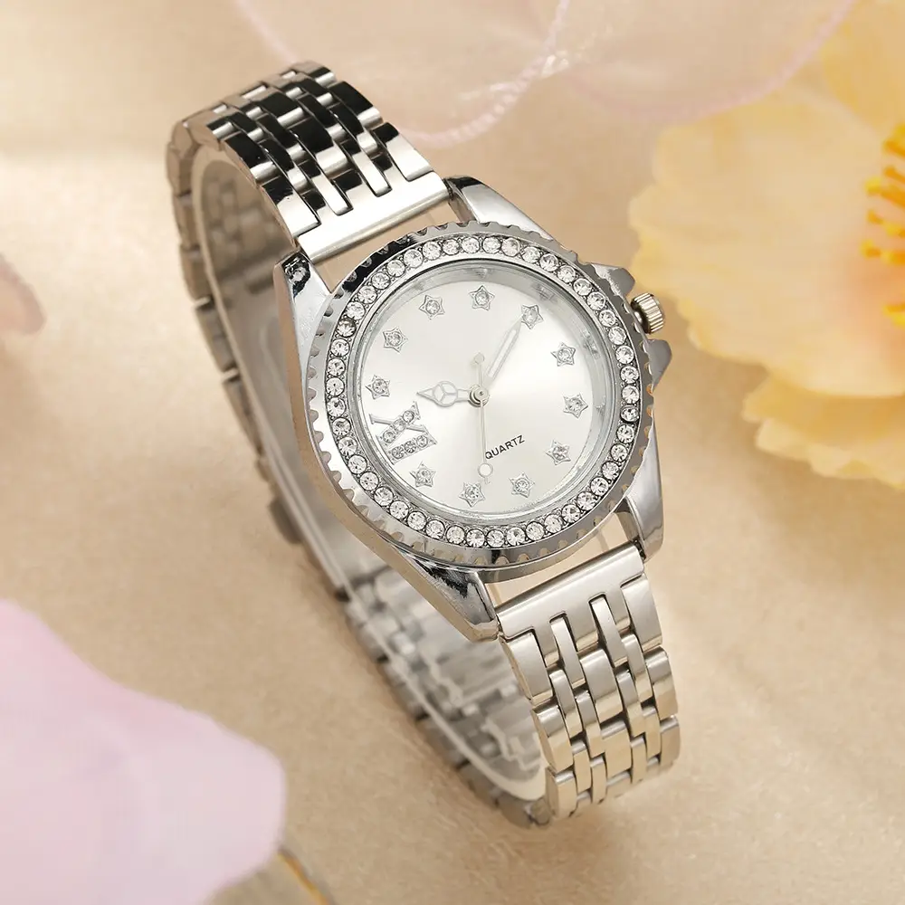 Women's Star Scale Rhinestone Alloy Watch — feature 4