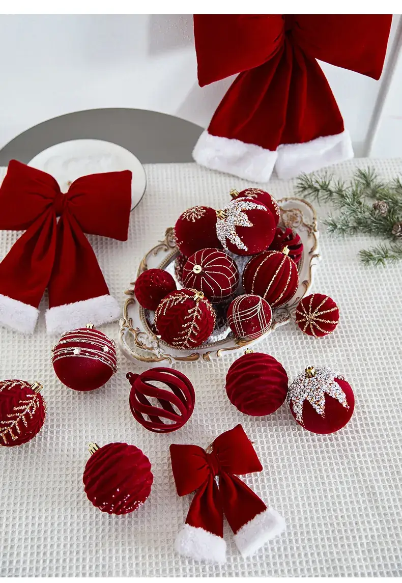 Green Velvet Bow Pendant for Christmas Decor — feature 2