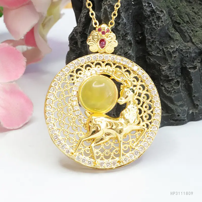 Natural Amber Deer Pendant Necklace Ethnic Gold - Image 2