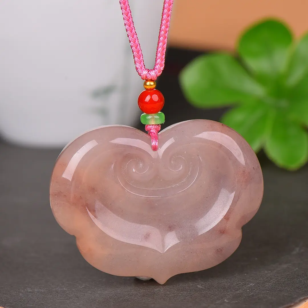 Exquisite Gold & Jade Ruyi Lock Pendant