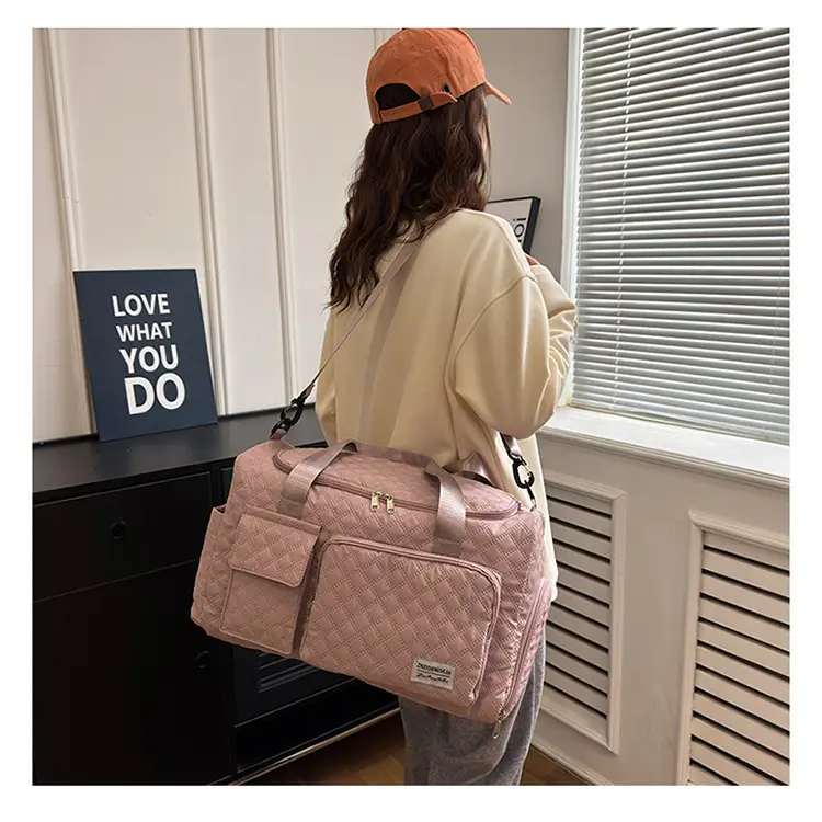 White Quilted Cross-Body Duffle Bag for Travel & Gym — feature 25