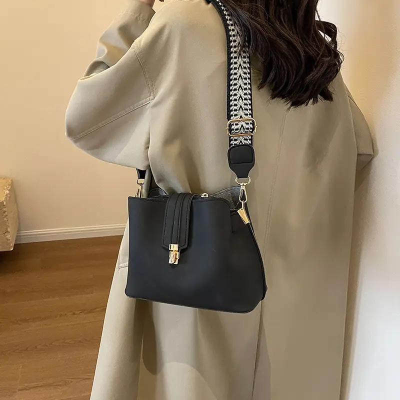 Korean Style Brown Bucket Bag with Wide Strap - Image 4