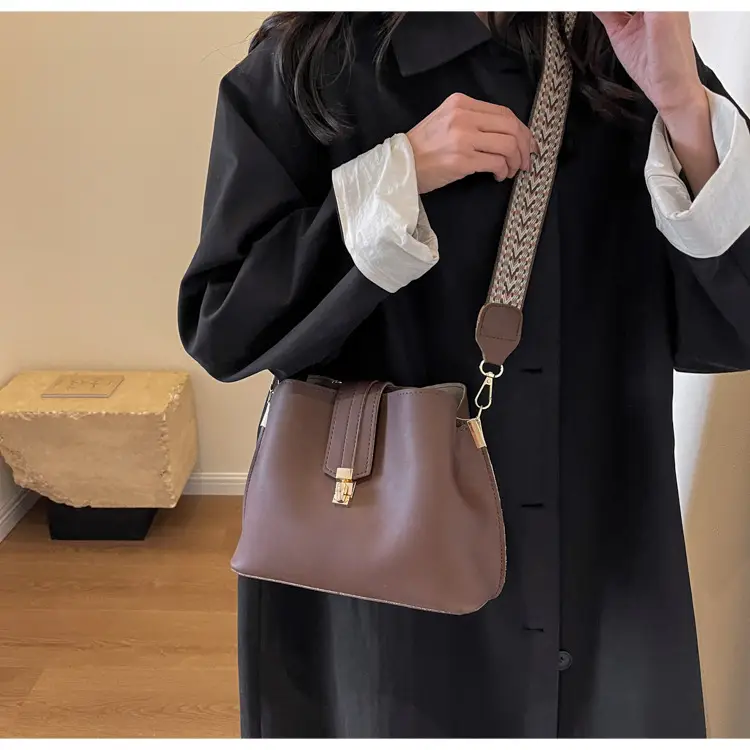 Korean Style Brown Bucket Bag with Wide Strap — feature 18