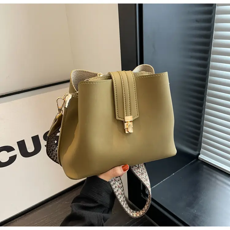 Korean Style Brown Bucket Bag with Wide Strap — feature 33