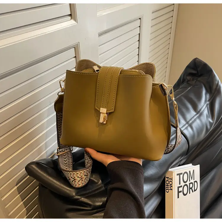 Korean Style Brown Bucket Bag with Wide Strap — feature 34