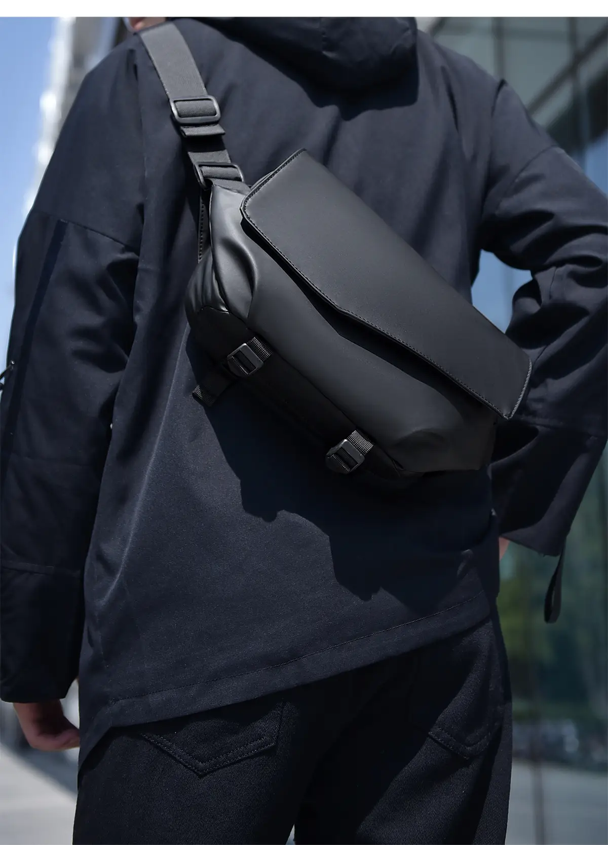 Men's Water-Resistant Crossbody Bag Black — feature 19