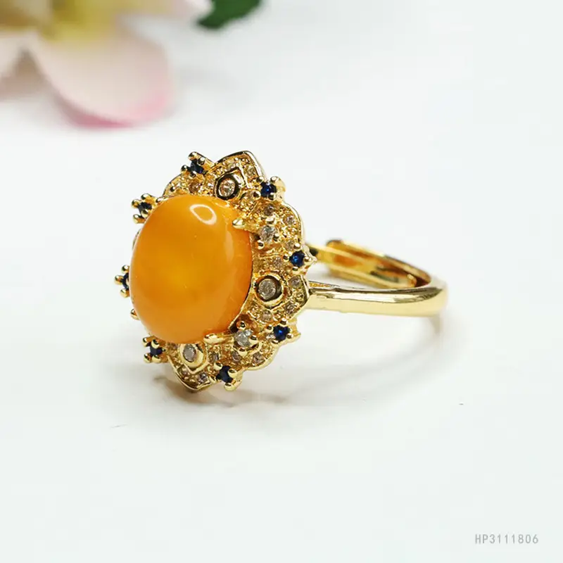 Guan Yu Natural Amber Ring Full Honey Old Beeswax Vintage - Image 4