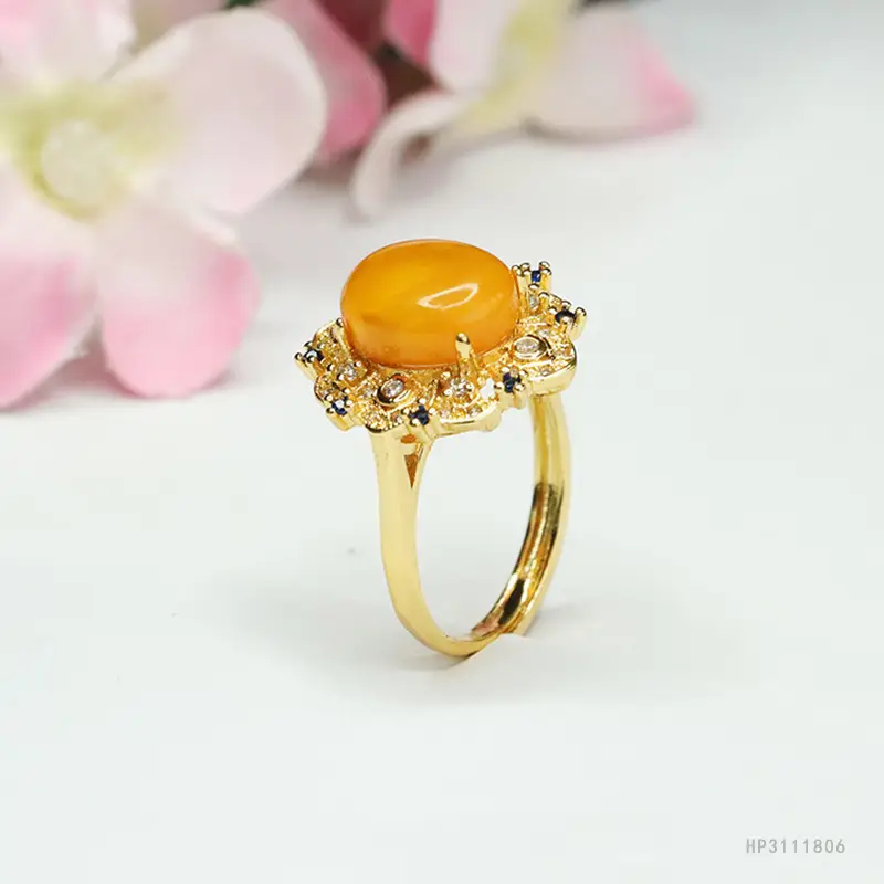 Guan Yu Natural Amber Ring Full Honey Old Beeswax Vintage - Image 5
