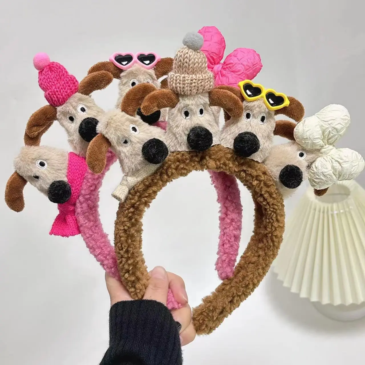 Plush Dog Headband with Heart Design Pink — feature 11