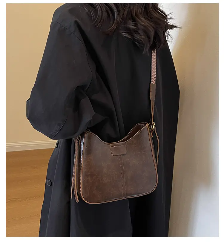 Women's Brown Leather Crossbody Bag with Patterned Strap — feature 10