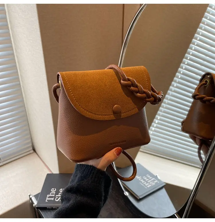 Women's Woven Leather Shoulder Bag Brown New 2024 — feature 34