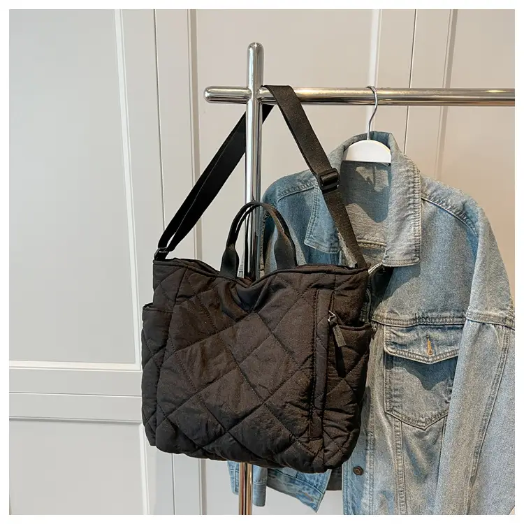 Women Quilted Shoulder Bag 2023 Black — feature 24