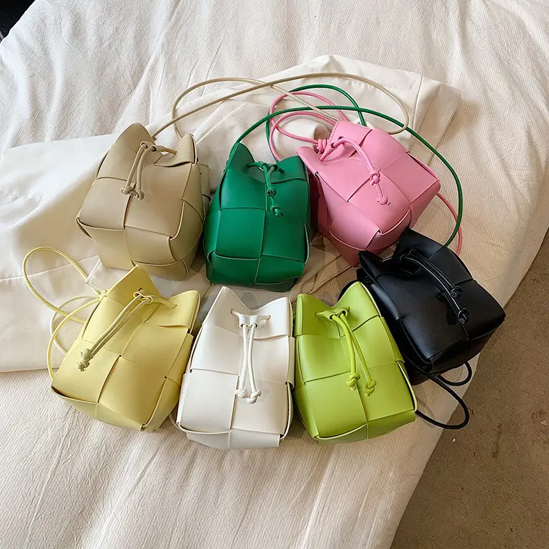 Green Drawstring Woven Mini Bag for Women - Image 9