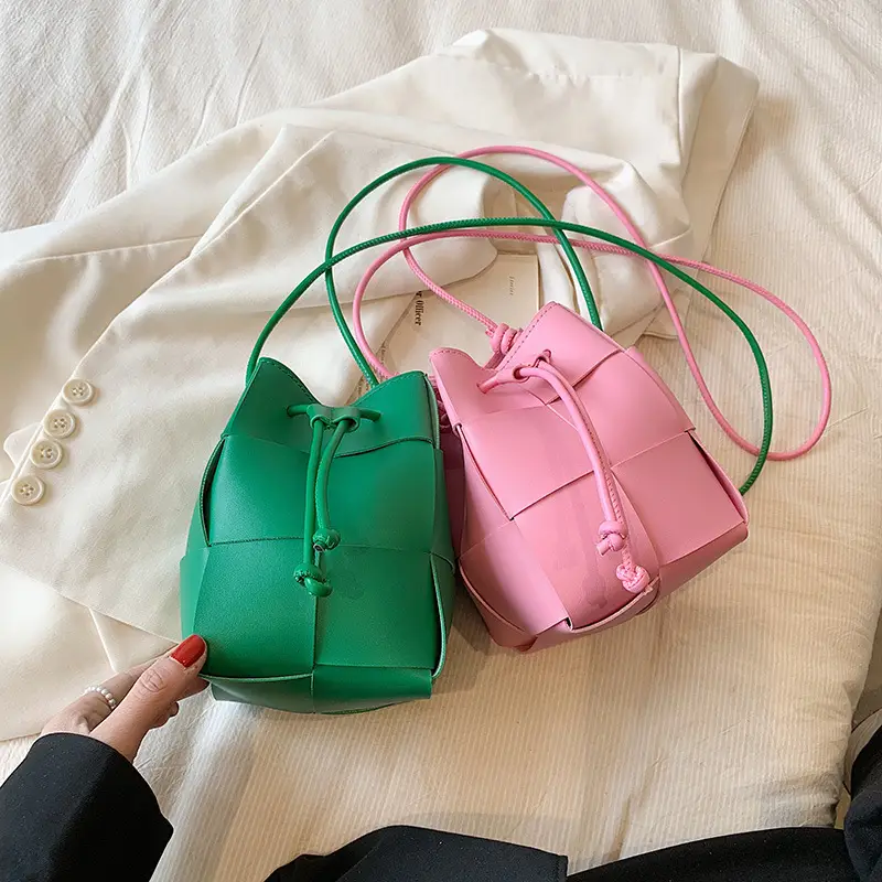 Green Drawstring Woven Mini Bag for Women - Image 10