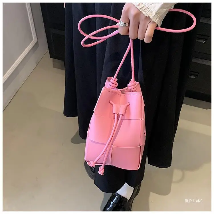 Green Drawstring Woven Mini Bag for Women — feature 11