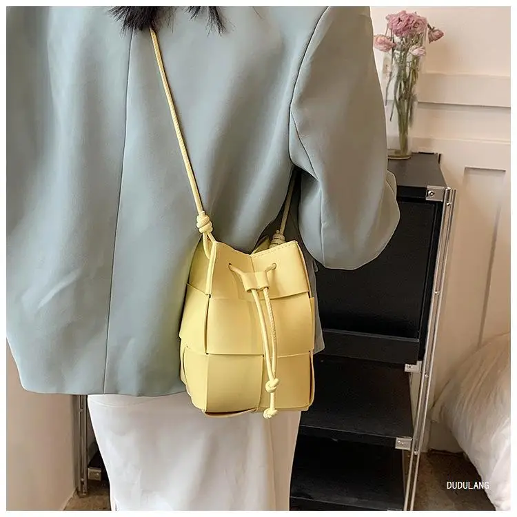Green Drawstring Woven Mini Bag for Women — feature 19