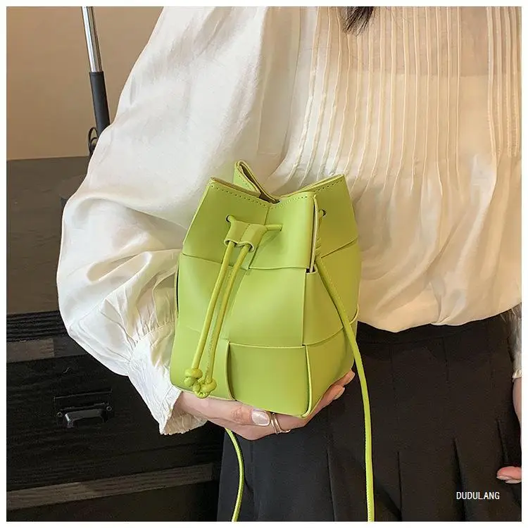 Green Drawstring Woven Mini Bag for Women — feature 5