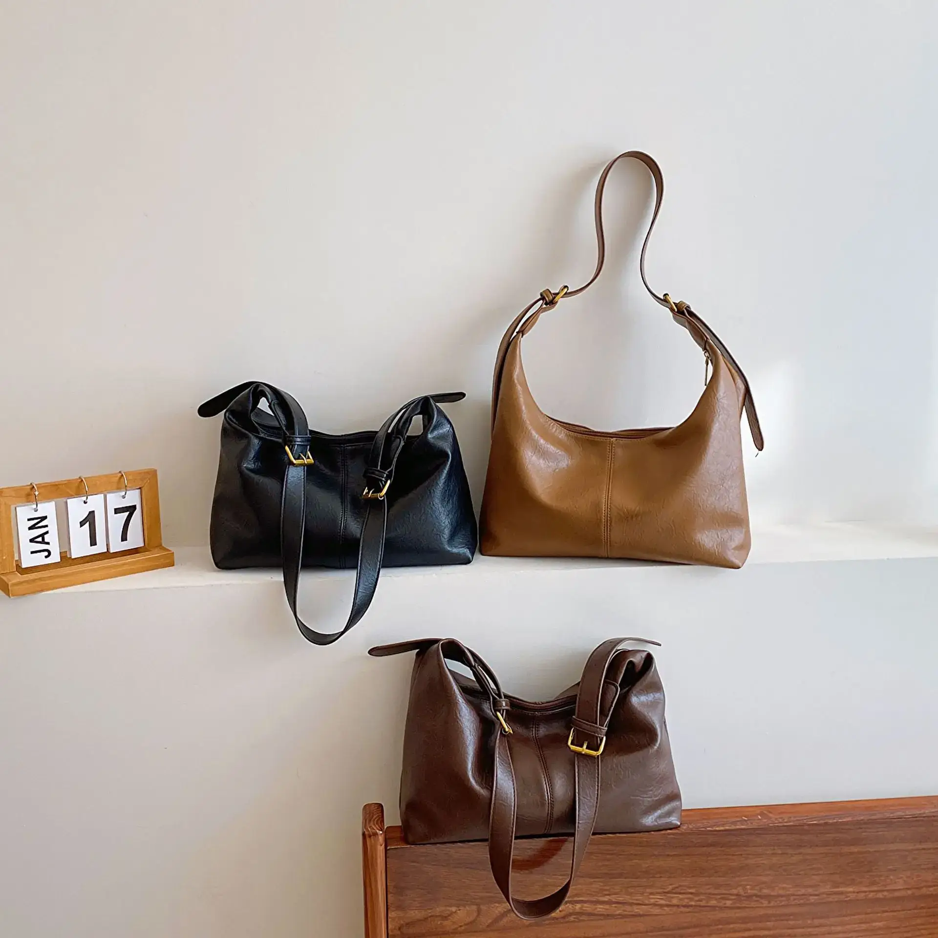 Brown Korean Style Shoulder Bag for Women 2023 - Image 2