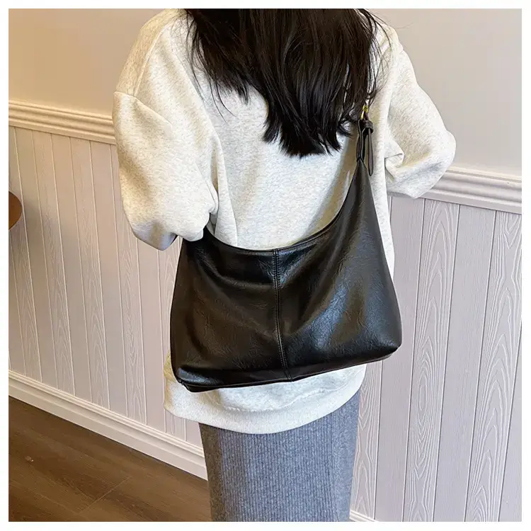 Brown Korean Style Shoulder Bag for Women 2023 — feature 12