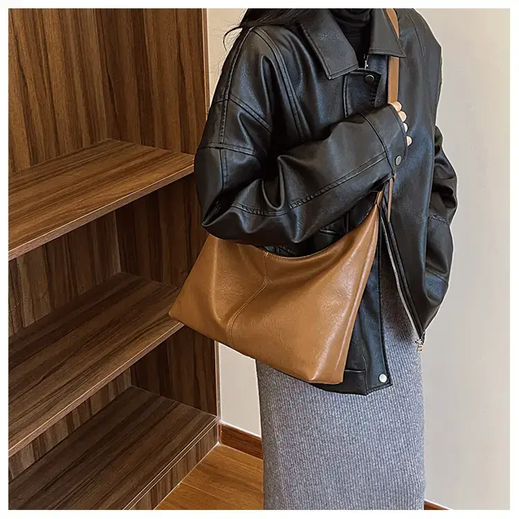 Brown Korean Style Shoulder Bag for Women 2023 — feature 28