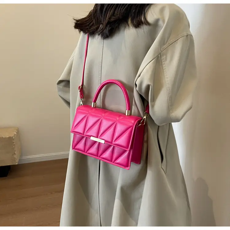 Tan Leather Shoulder Bag for Women 2023 Spring Summer — feature 11