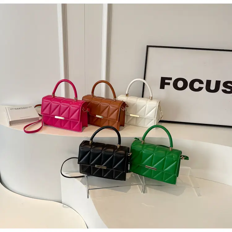 Tan Leather Shoulder Bag for Women 2023 Spring Summer — feature 24