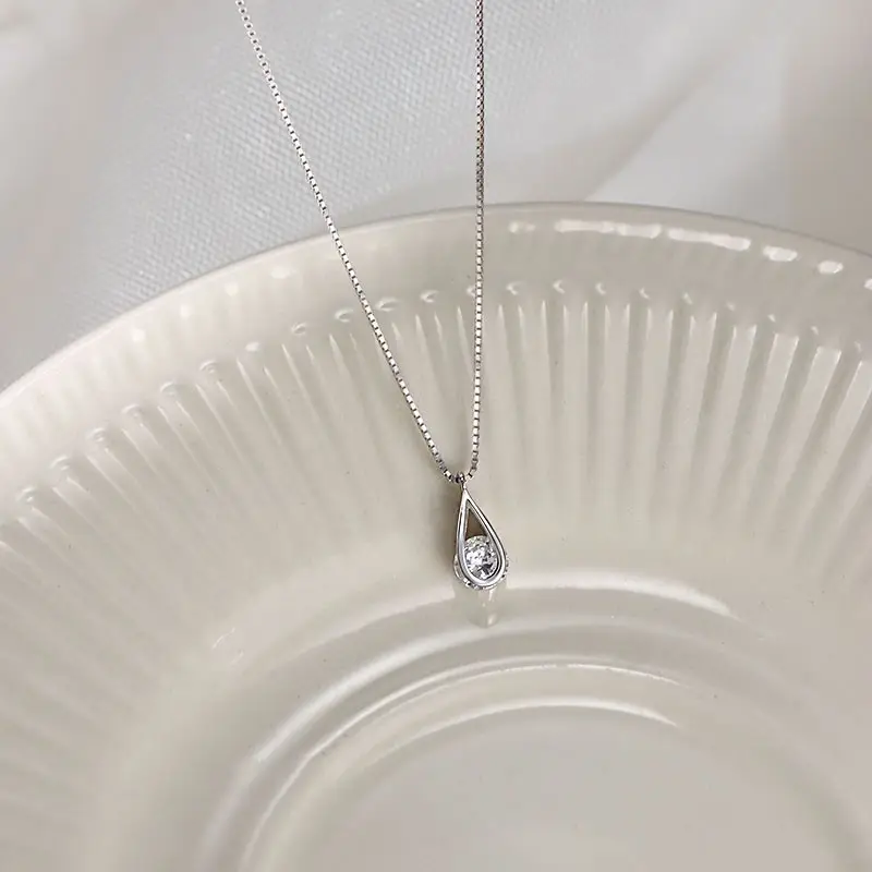 Zircon Water Drop Necklace Women Silver Titanium 2025 Trend — feature 9