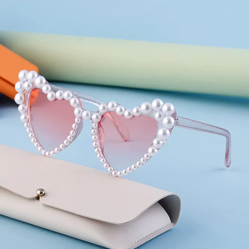Heart Pearl Sunglasses for Women Big Name Street Photography Dance Party - Image 4