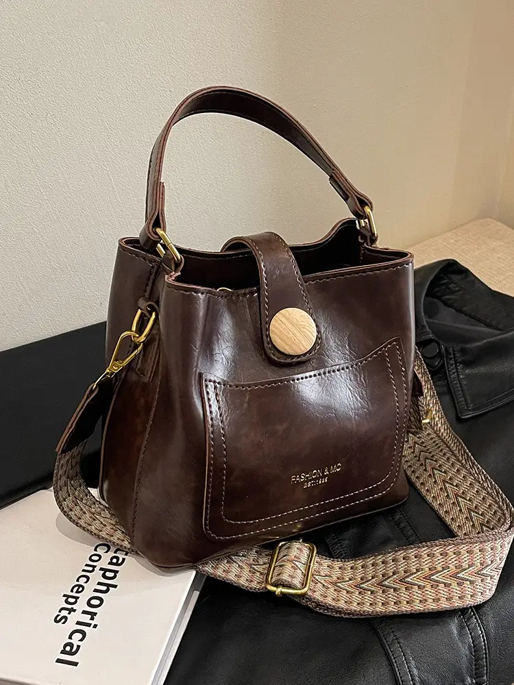 Women's Brown Leather Shoulder Bag with Gold Plated Handle - Image 5